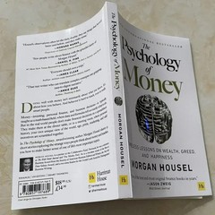 The Psychology of Money + Atomic Habits by James Clear Set Of 2 books New Stock