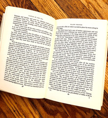 CASTLE IN THE SEA—THE MACNEIL OF BARRA (1964) UK HARDCOVER W/DJ—190 PAGES VGC