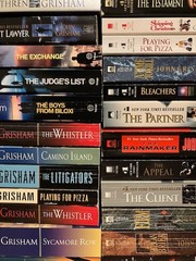Build Your Own John Grisham Paperback Lot / Bundle – You Choose the Books