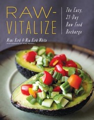 Raw-Vitalize: The Easy, 21-Day Raw Food Recharge – Paperback – GOOD