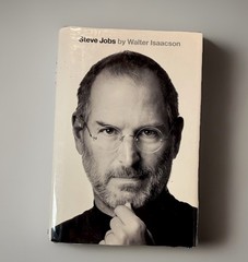 “Steve Jobs” Biography by Walter Isaacson First Edition Hardcover Book Like New