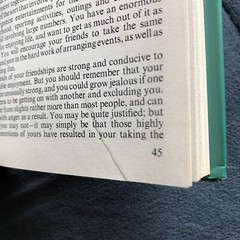 The Simon￼ and Schuster Pocket Guides to Astrology – Scorpio 1982 – Julia Parker