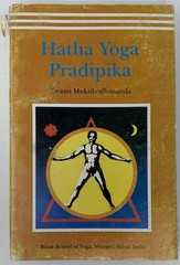 Hatha Yoga Pradipika by Swami Muktibodhananda Book Light On Hatha Yoga Vintage