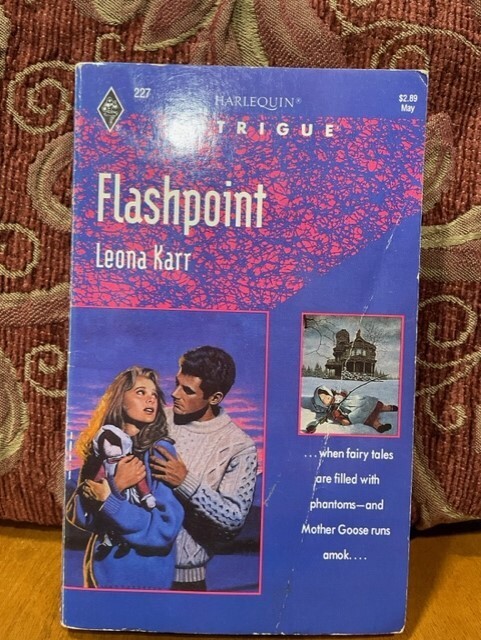Harlequin Intrigue #227 : Flashpoint : Leona Karr PB Novel