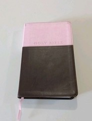 Rare “Holy Bible Gift & Award Edition” New Living Translation Softcover Pink