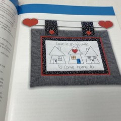 Leisure Arts WALL QUILTS #3361 with 12 Designs 2002 48 pages Vintage