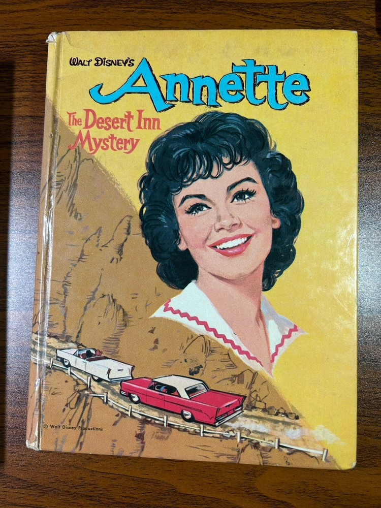Annette The Desert Inn Mystery by Soris Schroeder HC210 pages VTG 1961