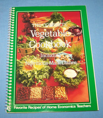 Vtg Set Of 4 CookBook Collectibles. Favorite Recipes Press 1985