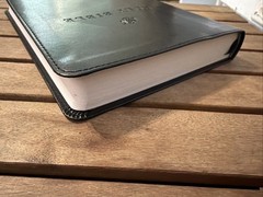 Vintage ESV Holy Bible (Black): English Standard Soft Leather Trutone Like New