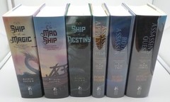 Robin Hobb The Farseer Trilogy & The Liveship Trilogy Subterranean #s Matching