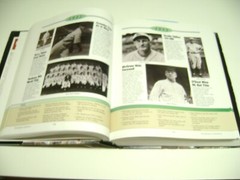 2001 Huge Hardcover Book The BASEBALL CHRONICLE Year By Year History, 656 pages