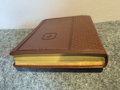 The Holy Bible: KJV: Red Letter Ed. – 2012 Leather SC Pub. by Worthy Publishing