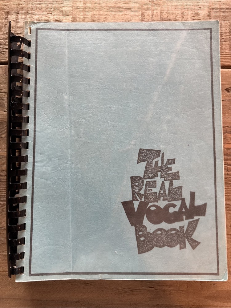 The Real Vocal Book – Real Vocal Book Press – 480 Pages – 223 Charts – Vintage