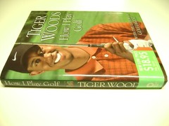 2001 HUGE Golf Digest Hard Cover Book, Tiger Woods How I Play Golf, 306 pages