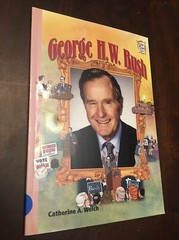 History Maker Biographies Ser.: George H. W. Bush by Catherine A. Welch…