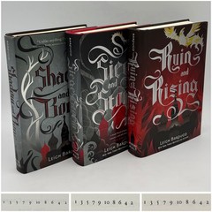 Shadow & Bone / Grisha trilogy – Leigh Bardugo (1st edition 1st print HC set)