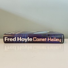Comet Halley by Fred Hoyle (1985 St. Martin’s Press, Hardcover DJ 1st/1st VG)