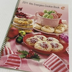 We Energies Cookie Book 2011 – 33 Color Pages – 38 Recipes
