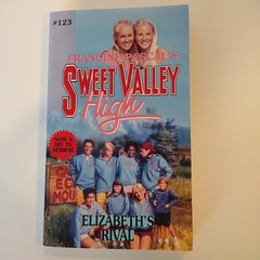 Lot of 5 Sweet Valley University High Francine Pascal SVU PB Elizabeth VTG 90s