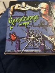 Lot of 19 Vintage 1990’s Goosebumps Books & Rare Cardboard Bookends 1st Print!