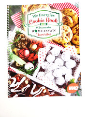 WE Energies 2022 Cookie Book Of Wisconsin Hometown Favorites 38 Recipes 27 Pages