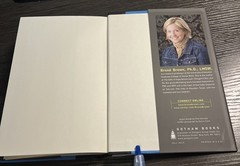 DARING GREATLY By Beene Brown- 1ST EDITION/ 1ST PRINTING SIGNED. Very good