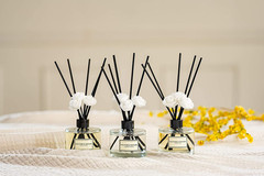 CULTURE & NATURE Reed Diffuser Set 6.7Oz (200Ml) French Lavender Scented Diffuse
