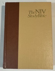 The NIV Study Bible by Zondervan Staff Hardcover 1985 Red Letter, Maps, Charts