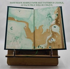 The Boy, The Mole, The Fox And The Horse [Premium Leather Bound]
