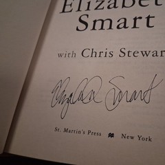 Elizabeth Smart Signed Books! “My Story”, “In Plain Sight” 2013 First Edition