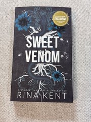 Sweet Venom Rina Kent Barnes & Noble Exclusive Edition Sprayed Edge Couple Art