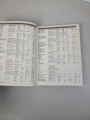 Levi’s guide to knives and their values SIGNED by Bernard Levine