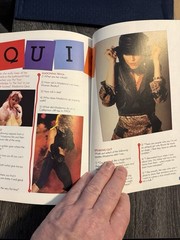 MADONNA SPECIAL BOOK ULTRA RARE 48 PAGES OF PICS/ FACTS 1990 EXCELLENT SHAPE