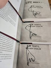 Riley Keough AUTOGRAPHED Lithograph & Book From Here To The Great Unknown ELVIS