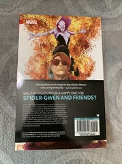 Marvel Spider-Gwen Vol. 3 : Long Distance Trade Paperback
