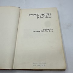 IGGIE’S HOUSE~Judy Blume~1970~1st printing~HCDJ~ Ex Liberia