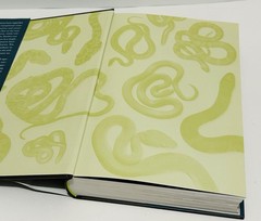 Book of Snakes: A Life-Size Guide to Six Hundred Species From Around the World