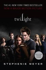 Twilight (The Twilight Saga, Book 1) – Paperback By Meyer, Stephenie – VERY GOOD