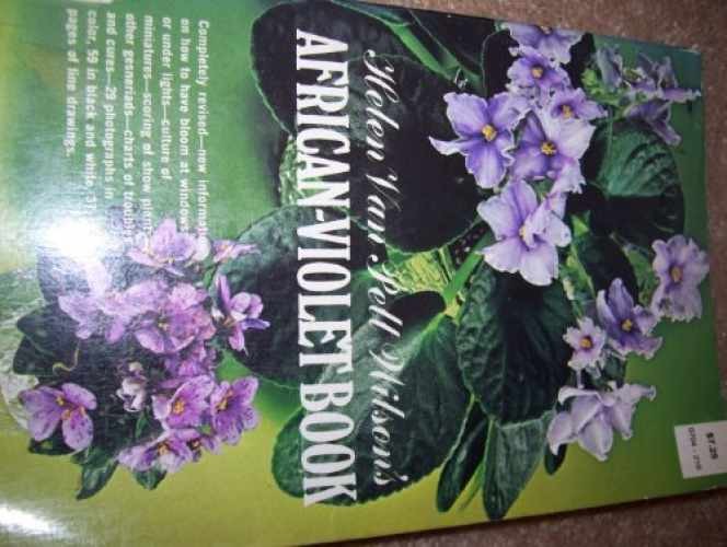 Helen Van Pelt’s African Violets – Hardcover, by Van Pelt Helen – Acceptable