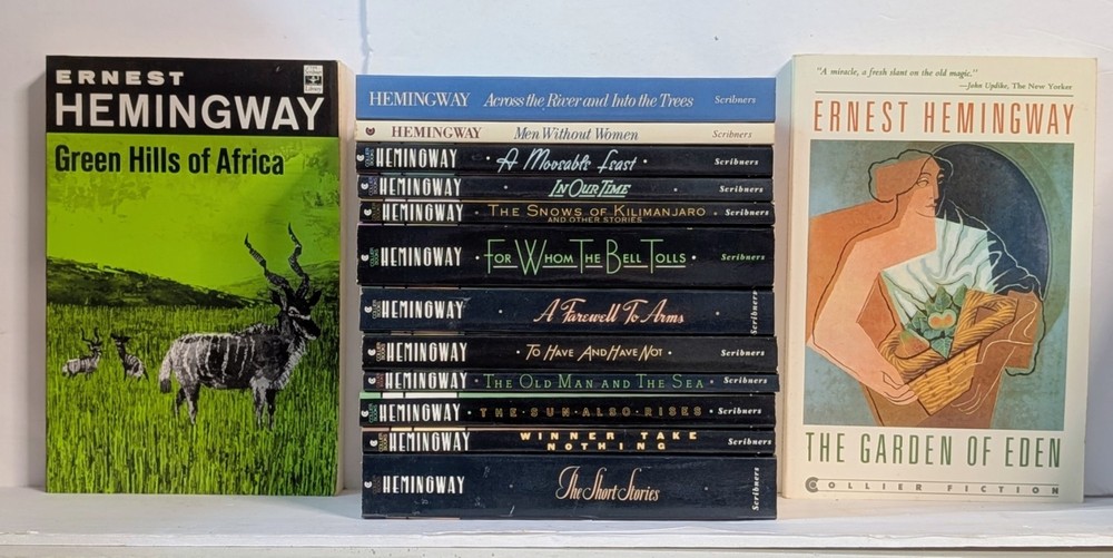 ERNEST HEMINGWAY COLLECTION x14 Book Lot 1980s Scribner Paperbacks & Softcovers