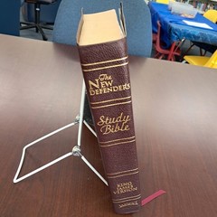 THE NEW DEFENDERS STUDY BIBLE WORLD 2006 HENRY MORRIS RED LTR LEATHER BOUND KJV