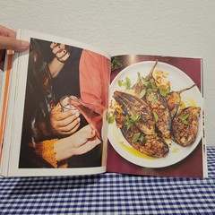 Nothing Fancy: Unfussy Food for Having People Over, Roman, Alison – First Ed.