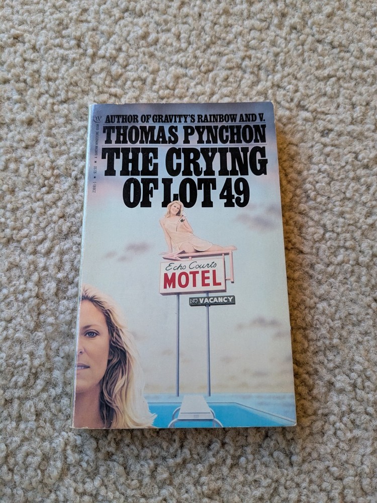 The Crying of Lot 49 by Thomas Pynchon : Vintage PB, Bantom Windstone Edit 1982