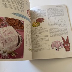 Cake & Frosting Mix Cookbook – Betty Crocker – 1966 – 1st Edition