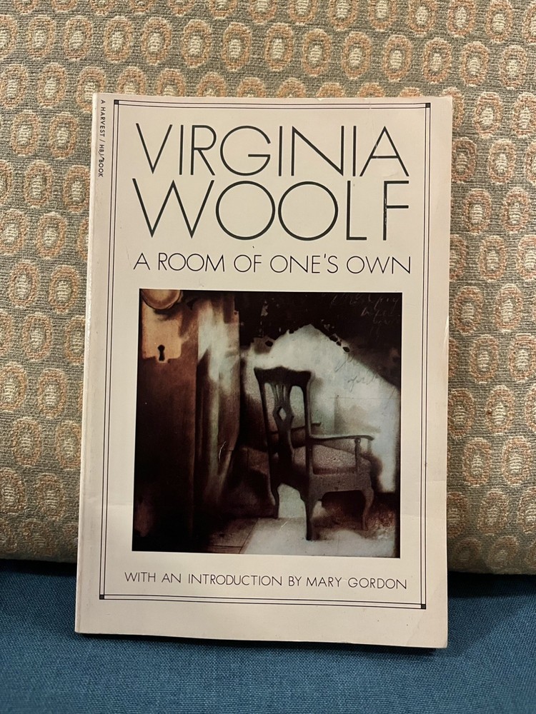 A Room of One’s Own by Virginia Woolf Paperback First Harvest/HBJ Edition 1989