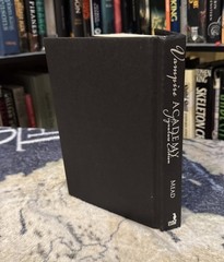 Vampire Academy Signature Edition – Richelle Mead (2007, Hardcover) 1st Print