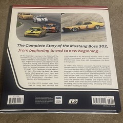 Mustang Boss 302 : From Racing Legend to Modern Muscle Car by Donald Farr (2011)