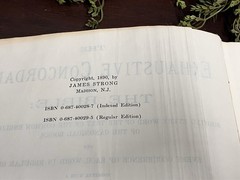 Strong’s Exhaustive Concordance of the Bible Hardcover 1975 ABINGDON