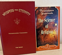 2 Books Of Paramhansa Yogananda