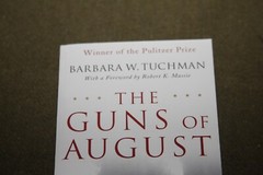 Guns of August by Barbara W. Tuchman 2004 PB